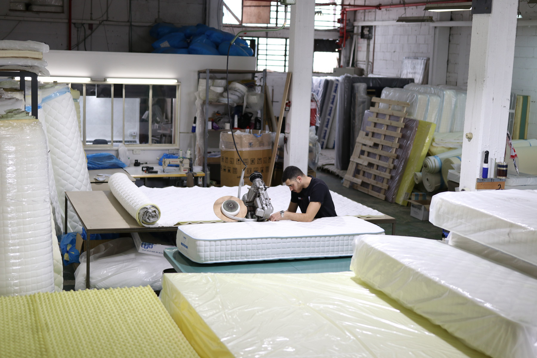 מכונות ייצור - מקרוב